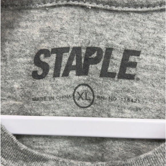 Staple T shirt streetwear men’s size XL - Picture 3 of 3